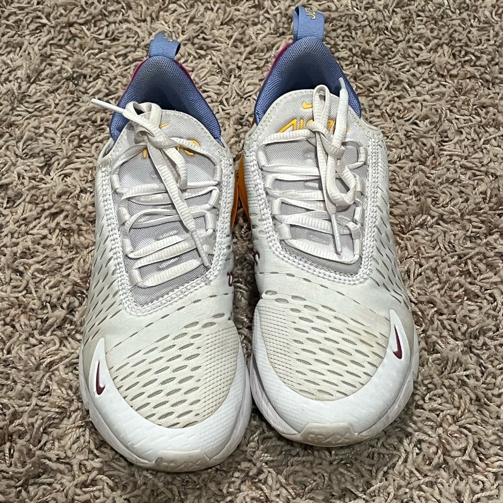 Nike Air Max 270